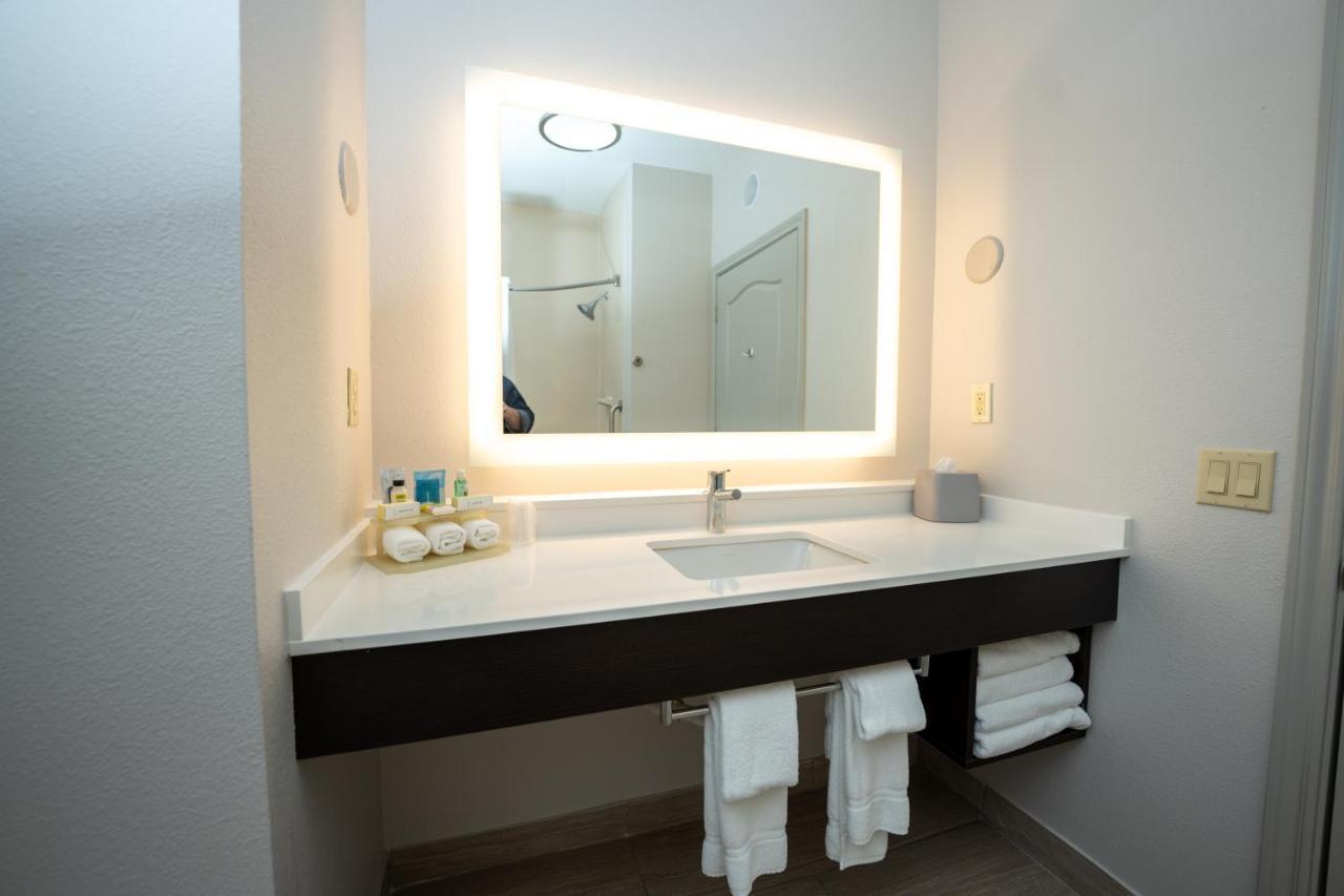 Holiday Inn Express & Suites Deer Park By Ihg Eksteriør bilde